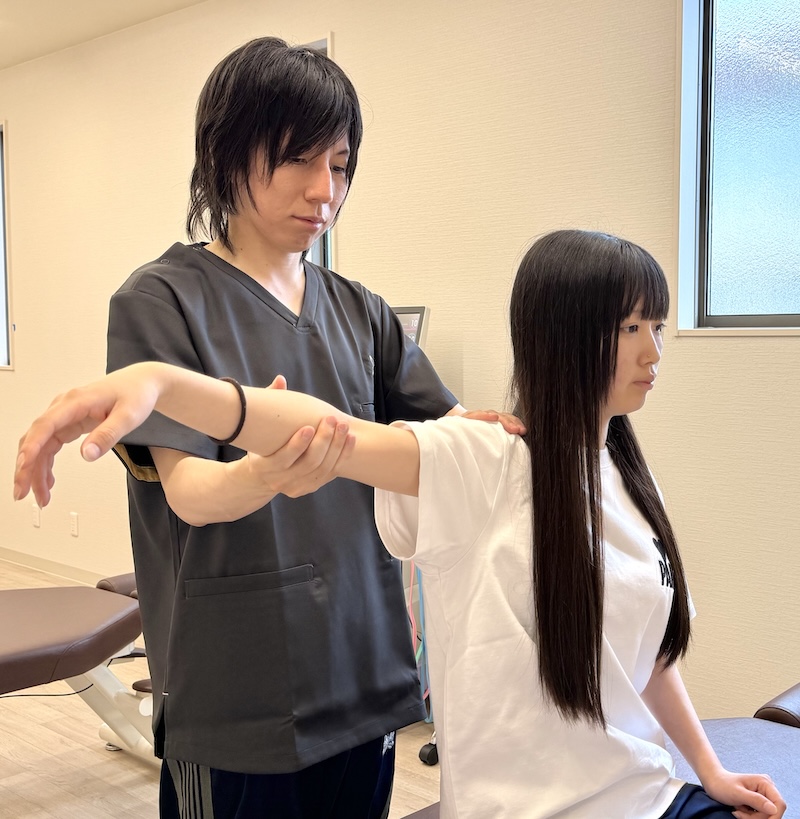 施術中の様子 | まつお接骨院